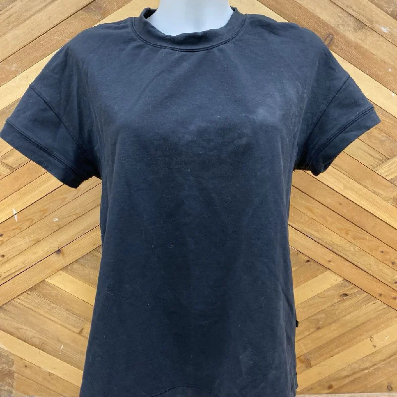 Lululemon - Women's Black T-Shirt Short Sleeves : Black-women-MD