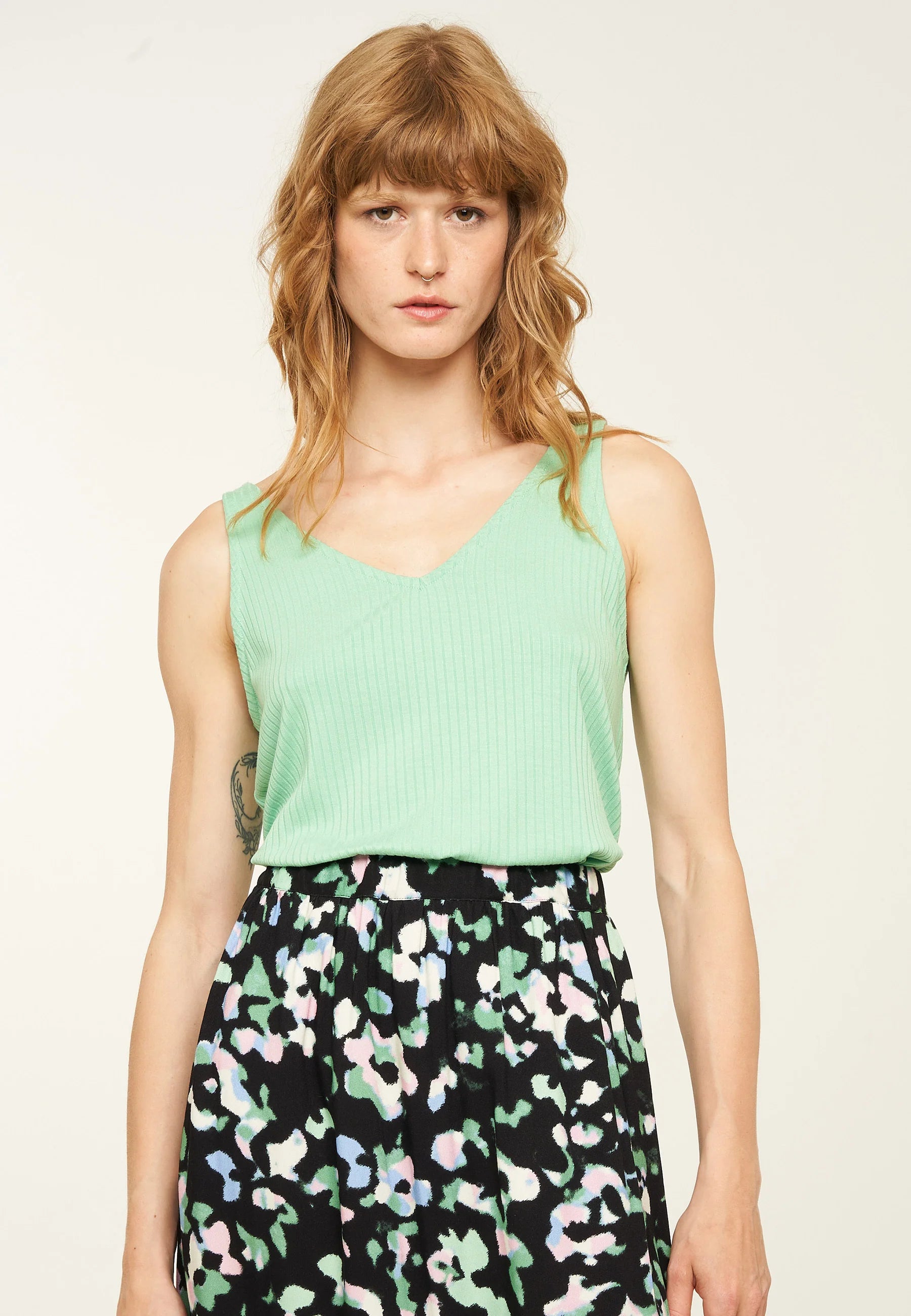 Top TONINA sage green | recolution