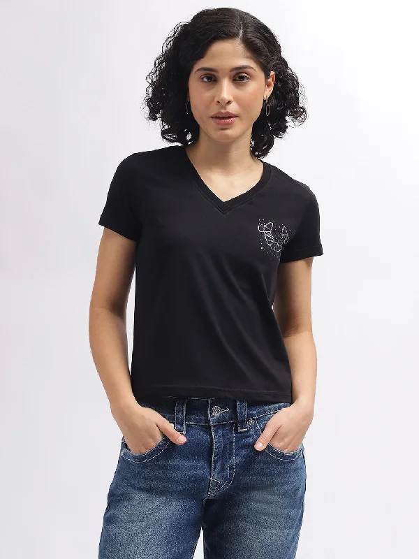 True Religion Women Black Printed V-Neck Short Sleeves T-Shirt