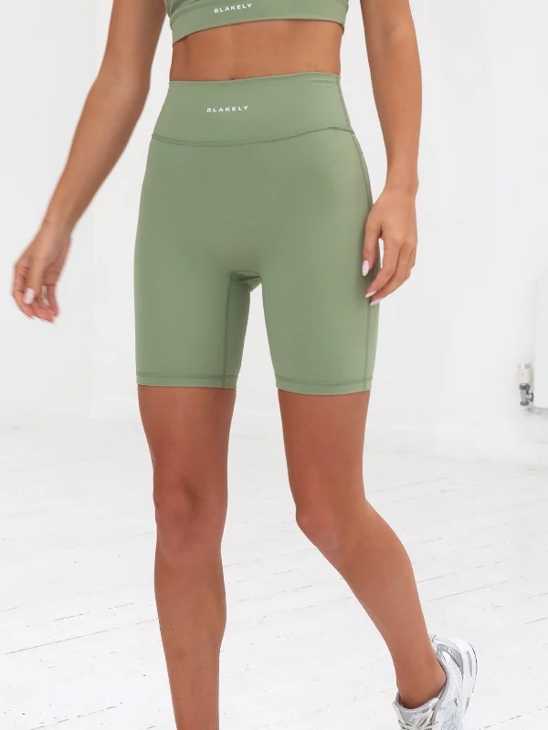 Ultimate Active Shorts - Pistachio