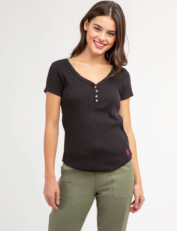 RHINESTONE BUTTON SHORT SLEEVE HENLEY