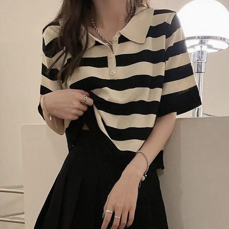 Women's Kawaii Turn-down Collar Striped T-shirt