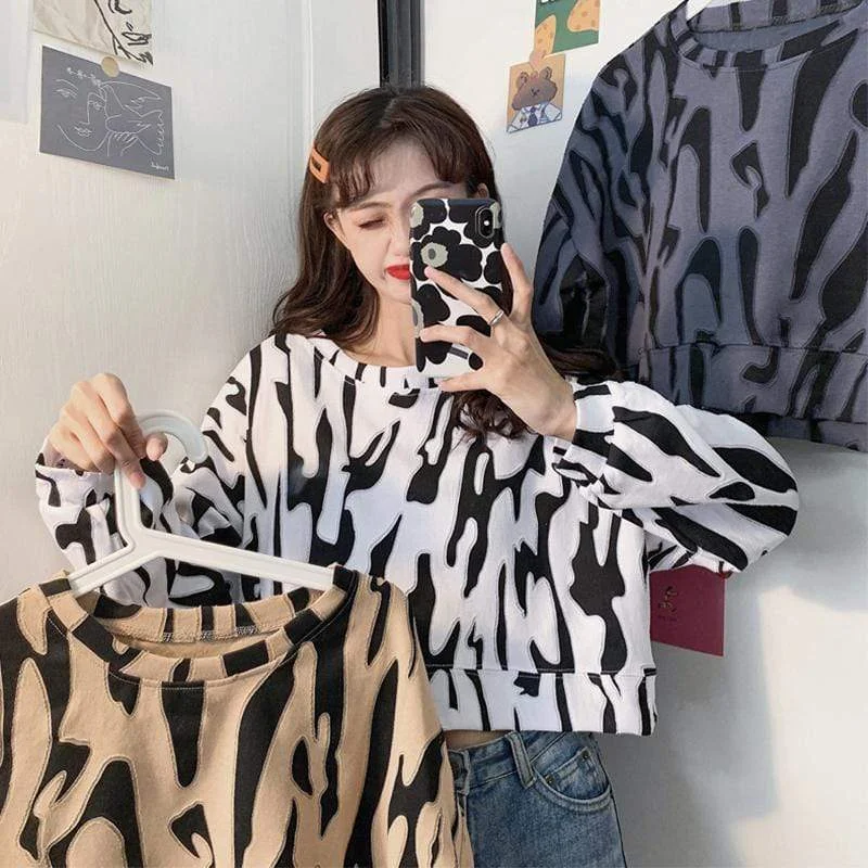 Women's Korean Fashion Zebra-stripe Long Sleeved Short Sweaters